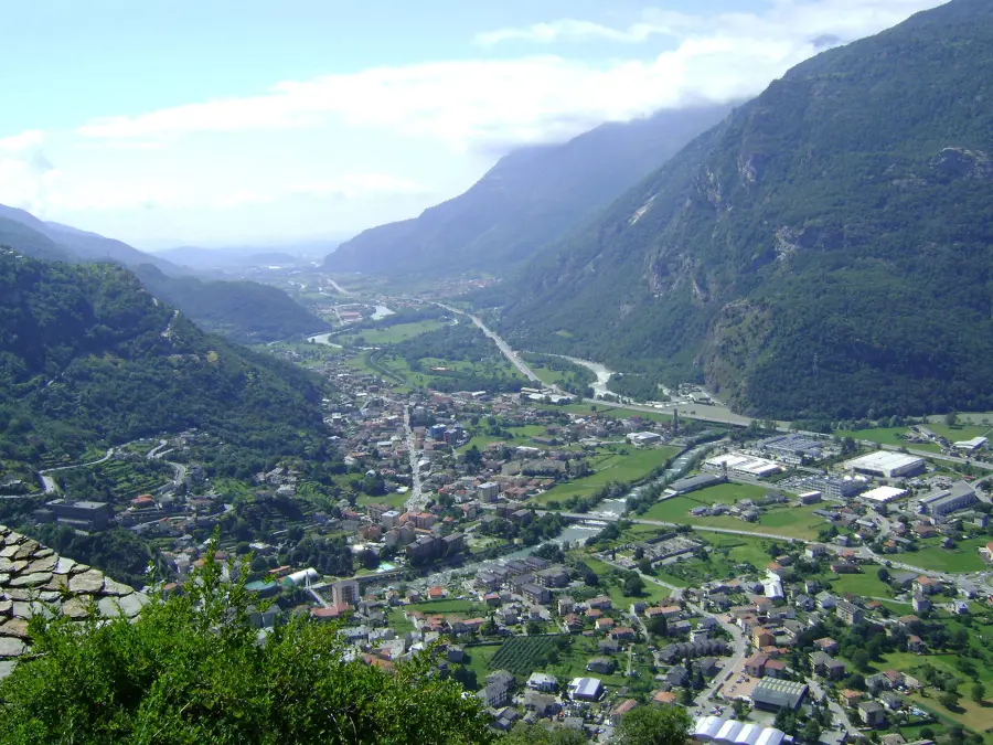 Eremo Vista panoramica verso il Piemonte